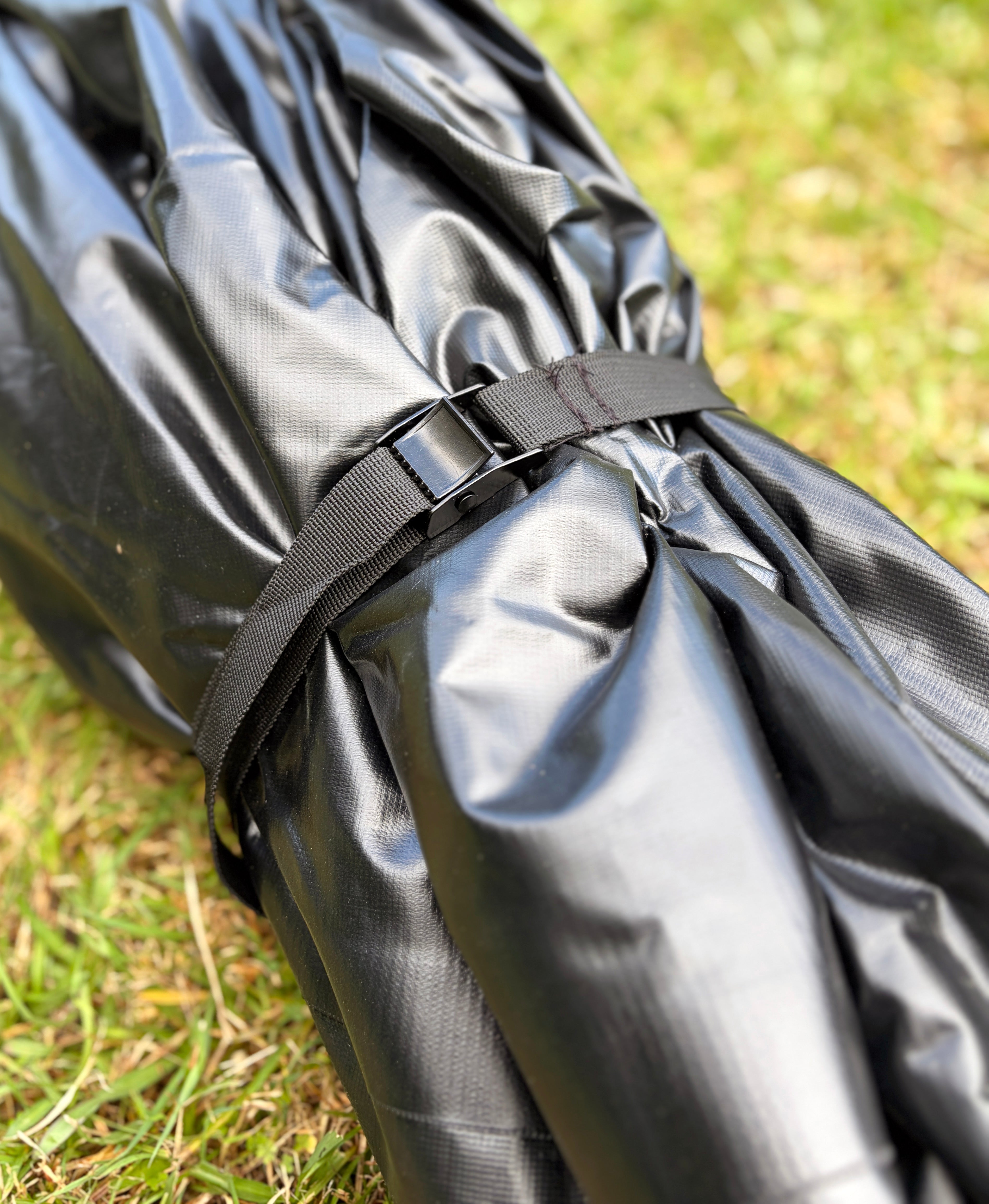 RapidPack pop up tent comes with three cam buckles to make it easy to tie up